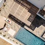 Villa Naxos Elysian