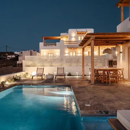 Naxos Elysian * Naxos City