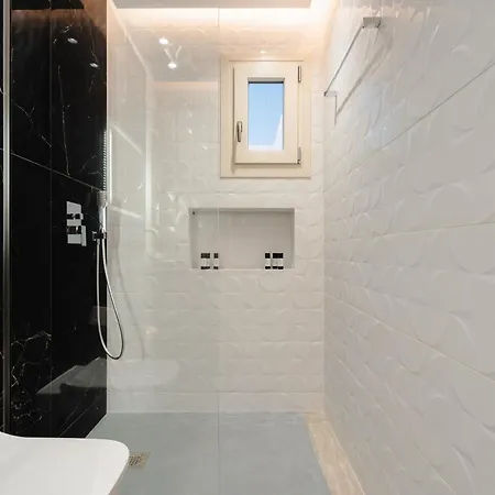 Naxos Elysian Galanado