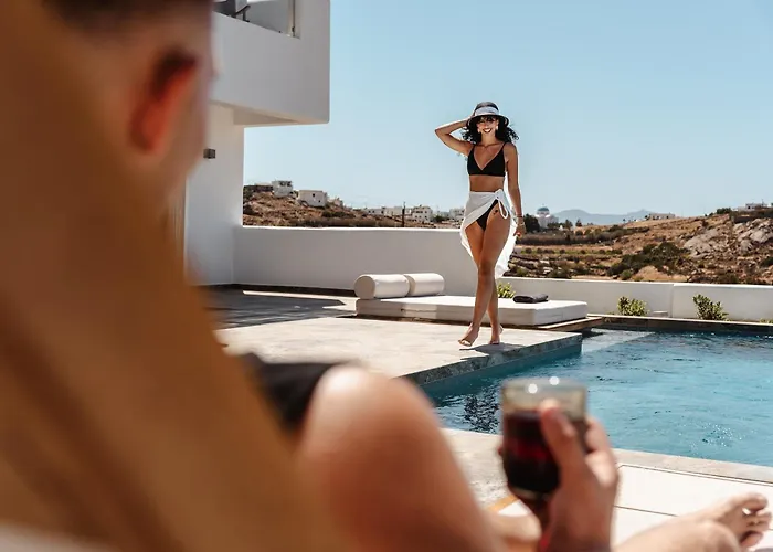 Naxos Elysian Galanado